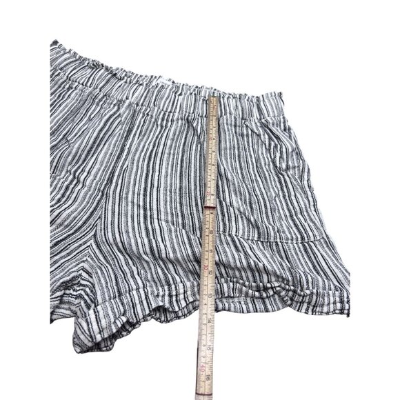 Time And Tru Womens Black & White Striped Shorts Size L - Picture 3 of 8